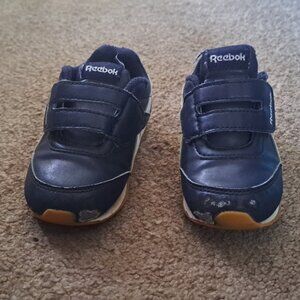 Toddler Leather Sneakers - Size 6